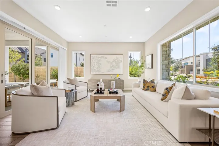 161 Scale, Irvine, California 92618