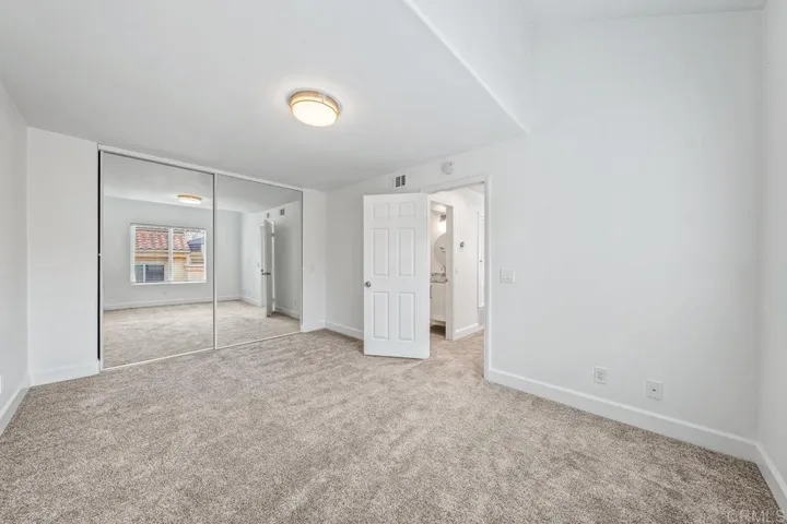 919 Agate Street 3, San Diego, California 92109