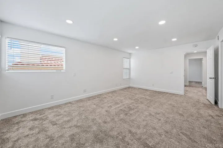 919 Agate Street 3, San Diego, California 92109