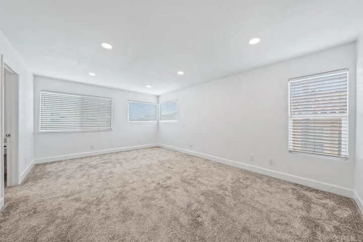 919 Agate Street 3, San Diego, California 92109