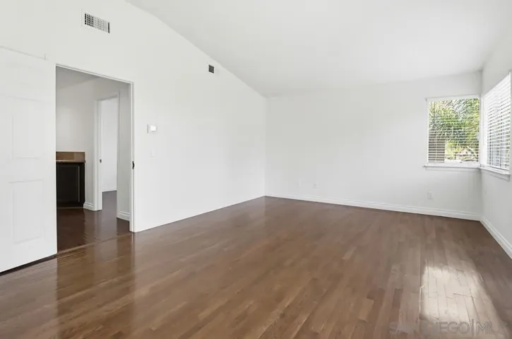 1100 Corrales, Chula Vista, California 91910