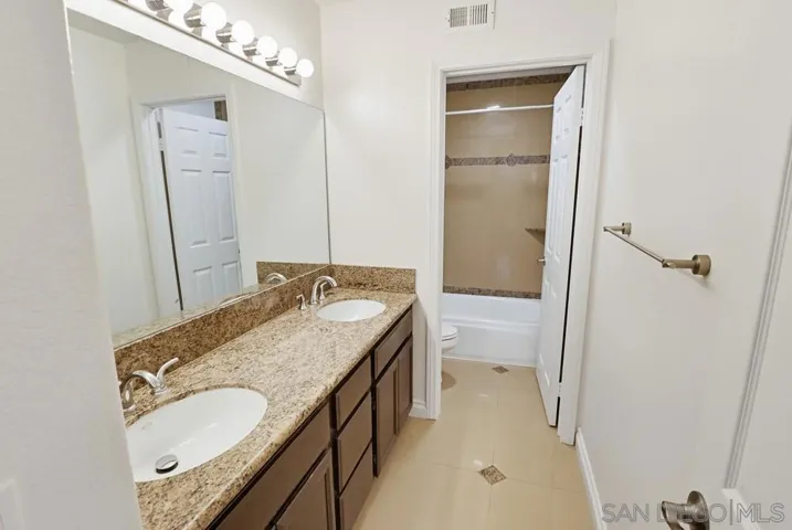 1100 Corrales, Chula Vista, California 91910