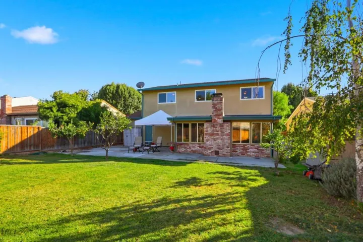 493 Crosslees Drive, San Jose, California 95111