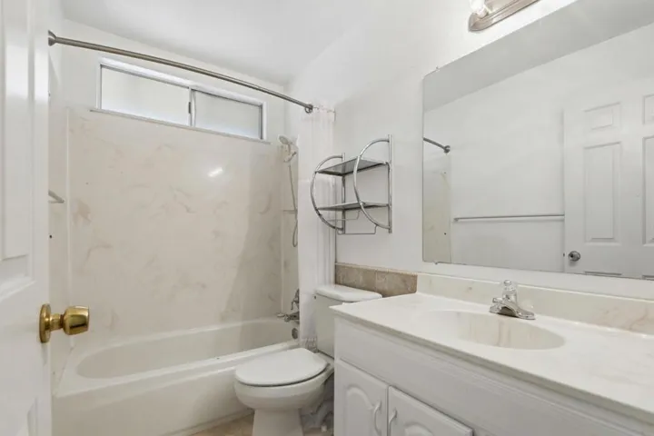 493 Crosslees Drive, San Jose, California 95111