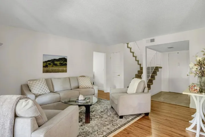 493 Crosslees Drive, San Jose, California 95111