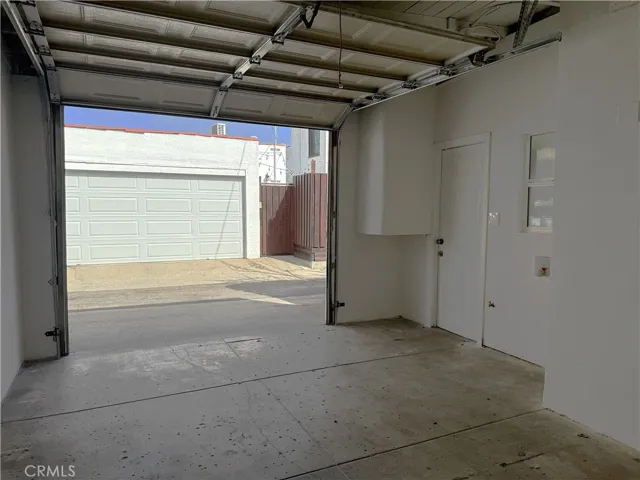 158 Covina, Long Beach, California 90803