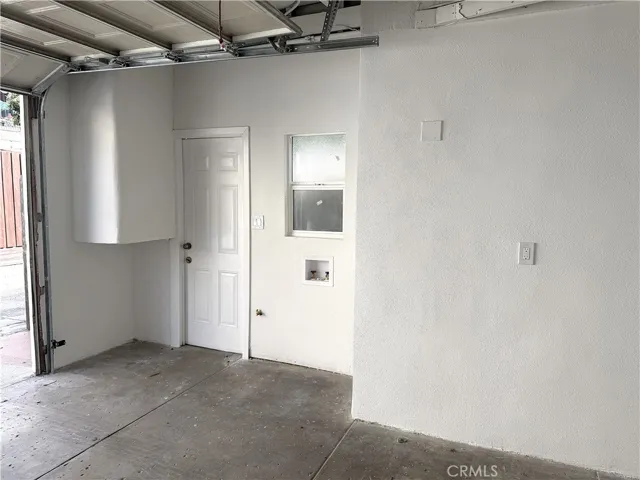 158 Covina, Long Beach, California 90803