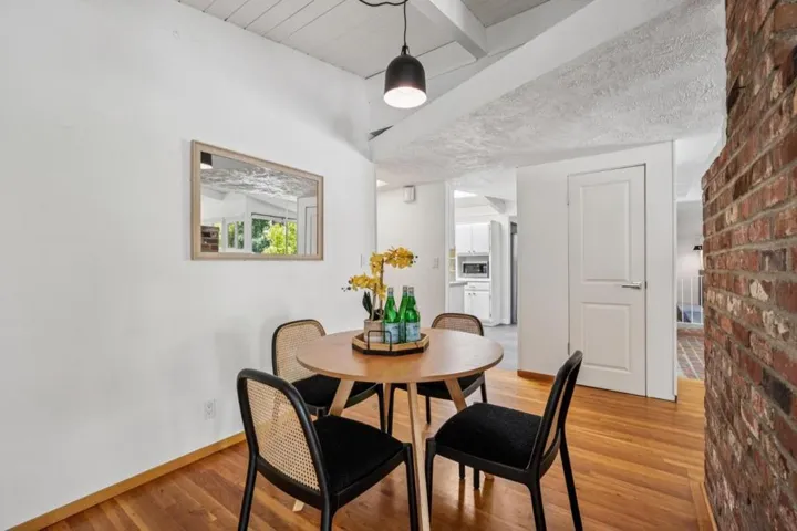 20210 Franklin Avenue, Saratoga, California 95070
