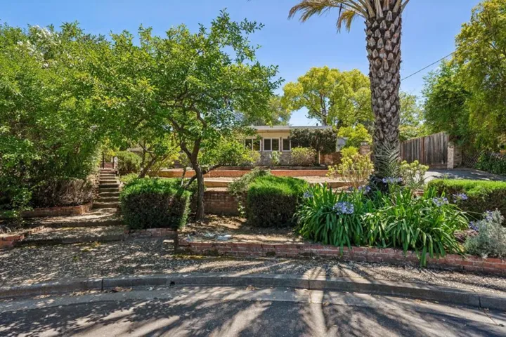 20210 Franklin Avenue, Saratoga, California 95070