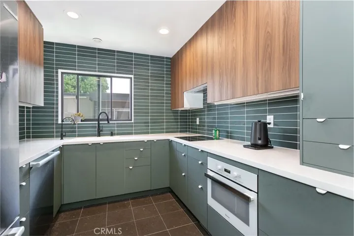 530 Fairview 14, Arcadia, California 91007