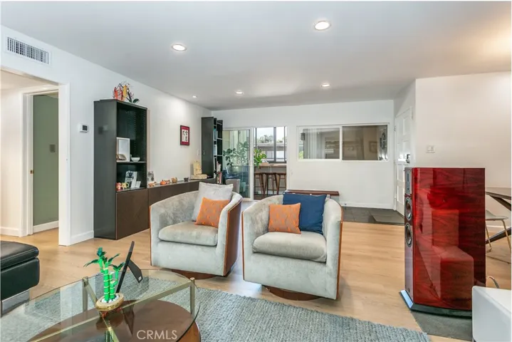 530 Fairview 14, Arcadia, California 91007
