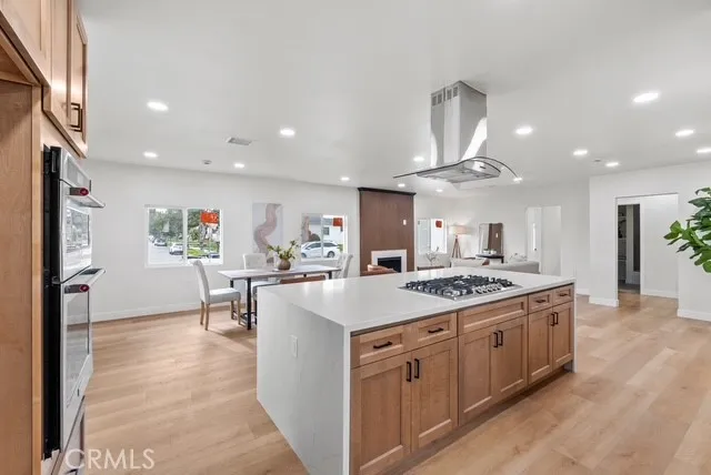 OPEN CONCEPT KITCHEN