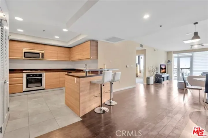 3785 Wilshire Boulevard 908, Los Angeles, California 90010