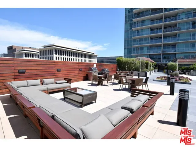 3785 Wilshire Boulevard 908, Los Angeles, California 90010