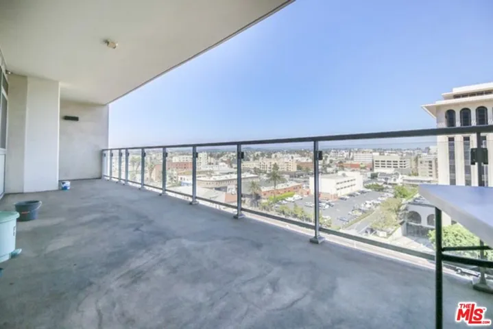 3785 Wilshire Boulevard 908, Los Angeles, California 90010