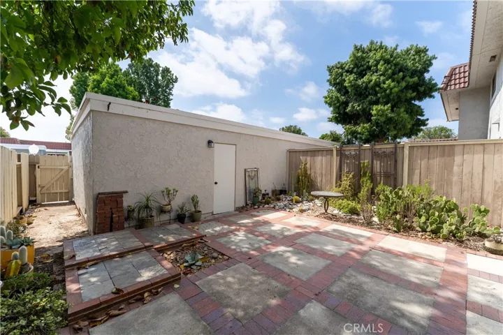 11464 Miscou Way, Cypress, California 90630