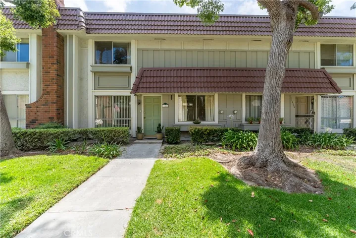 11464 Miscou Way, Cypress, California 90630