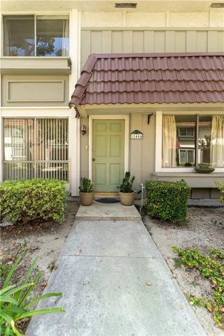 11464 Miscou Way, Cypress, California 90630