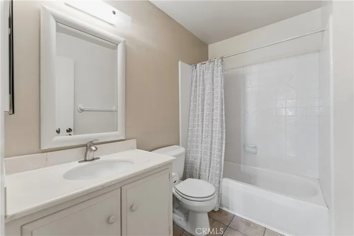 11464 Miscou Way, Cypress, California 90630