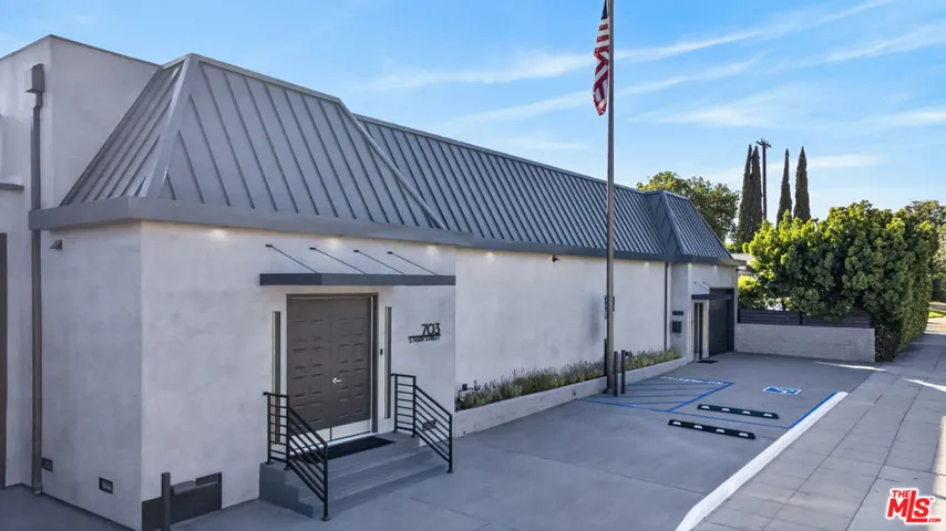 703 S Main Street, Burbank, California 91506 — photo 4