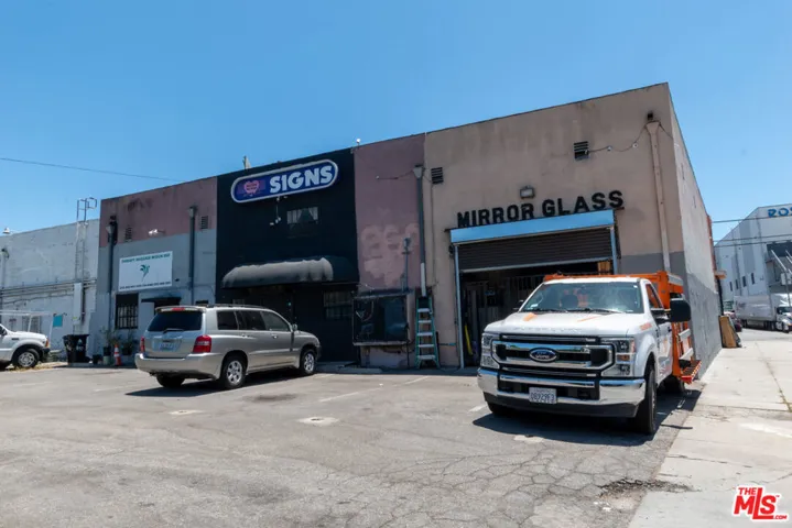 4525 W Pico Boulevard, Los Angeles, California 90019