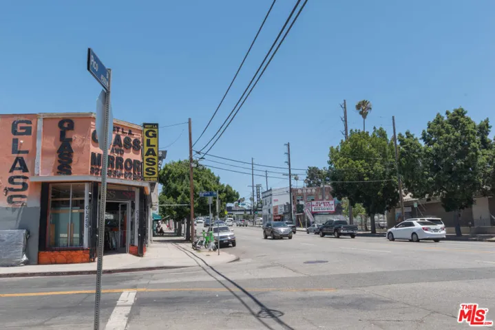 4525 W Pico Boulevard, Los Angeles, California 90019