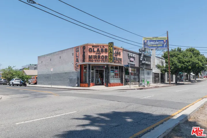 4525 W Pico Boulevard, Los Angeles, California 90019