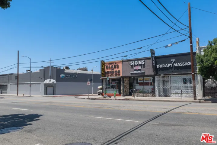4525 W Pico Boulevard, Los Angeles, California 90019