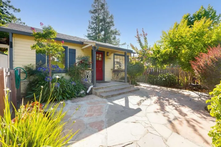1190 Saint Francis Street, Redwood City, California 94061