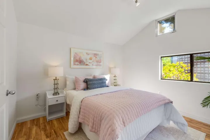 1190 Saint Francis Street, Redwood City, California 94061