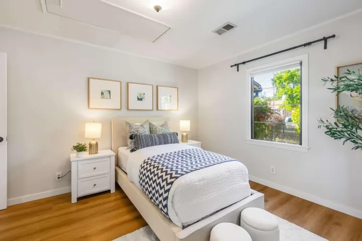 1190 Saint Francis Street, Redwood City, California 94061