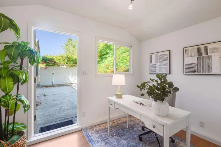 1190 Saint Francis Street, Redwood City, California 94061
