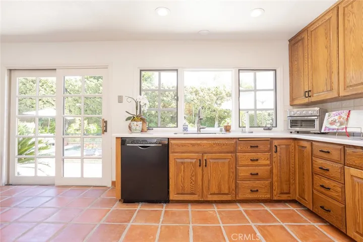 1691 N Yurok Street, Orange, California 92867