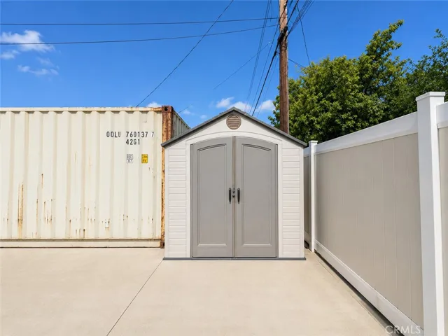 811 E Saint James Avenue, Orange, California 92865