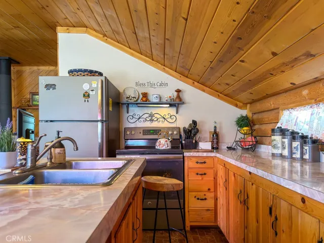 2800 Rainier Way, Pine Mountain Club, California 93222