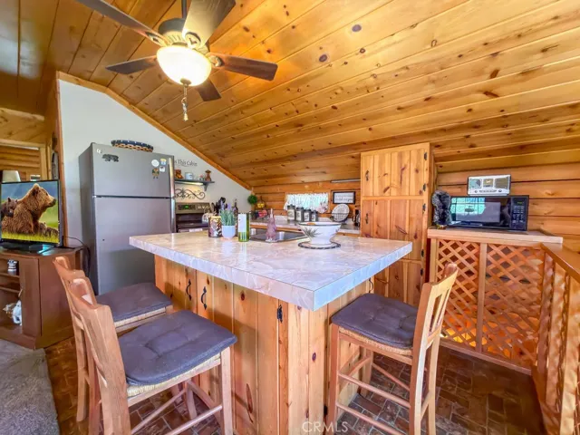 2800 Rainier Way, Pine Mountain Club, California 93222