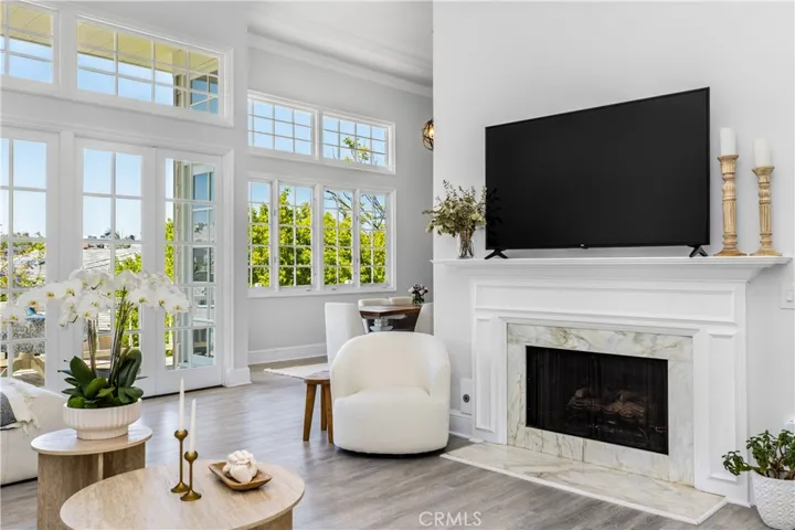 2254 The Terrace, Brentwood, California 90049
