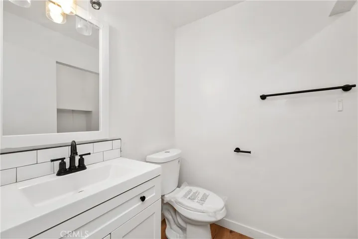 4938 Mcconnell, Los Angeles, California 90066