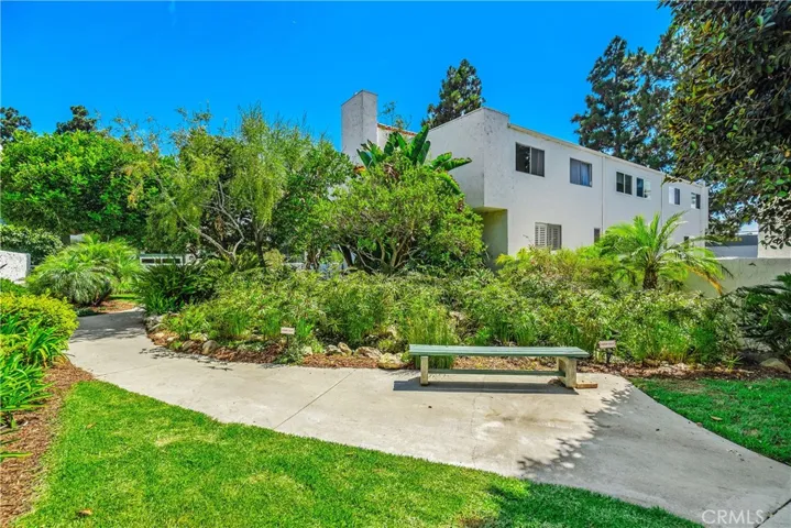 4938 Mcconnell, Los Angeles, California 90066