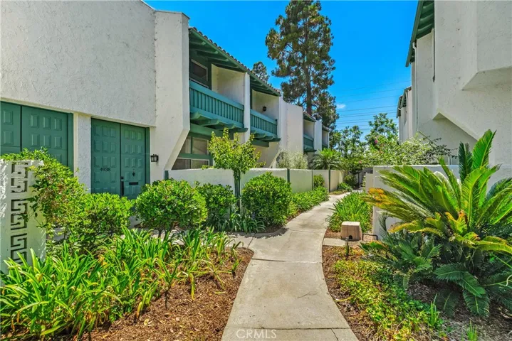 4938 Mcconnell, Los Angeles, California 90066
