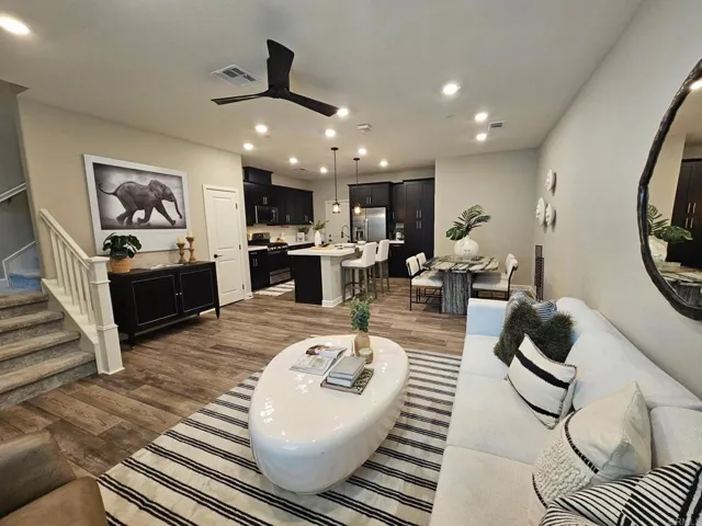 1118 Delpy View Point, Vista, California 92084