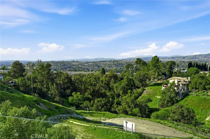 Incredible panoramic views - standing from rear glass fence!