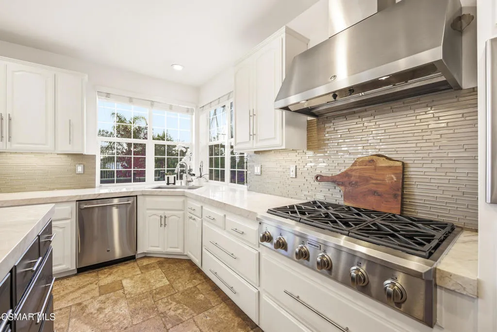 2424 Springbrook St Thousand Oaks-31