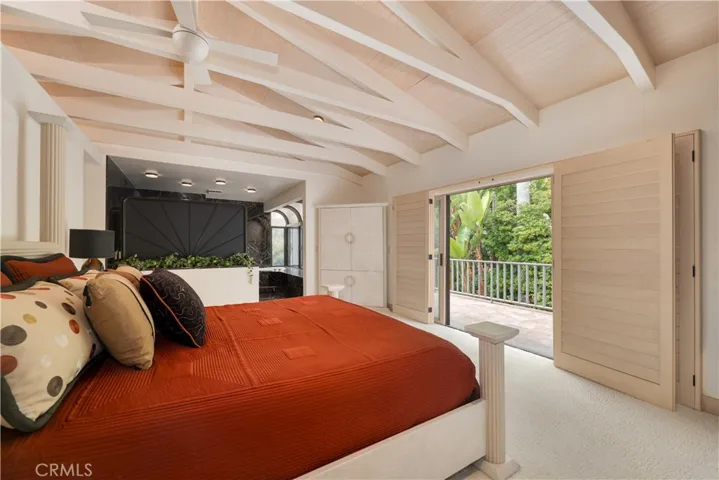 12023 Laurel Lane, Studio City, California 91604