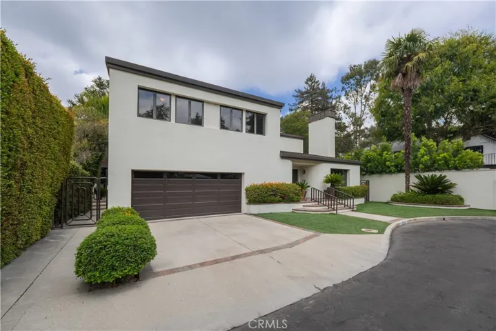 12023 Laurel Lane, Studio City, California 91604