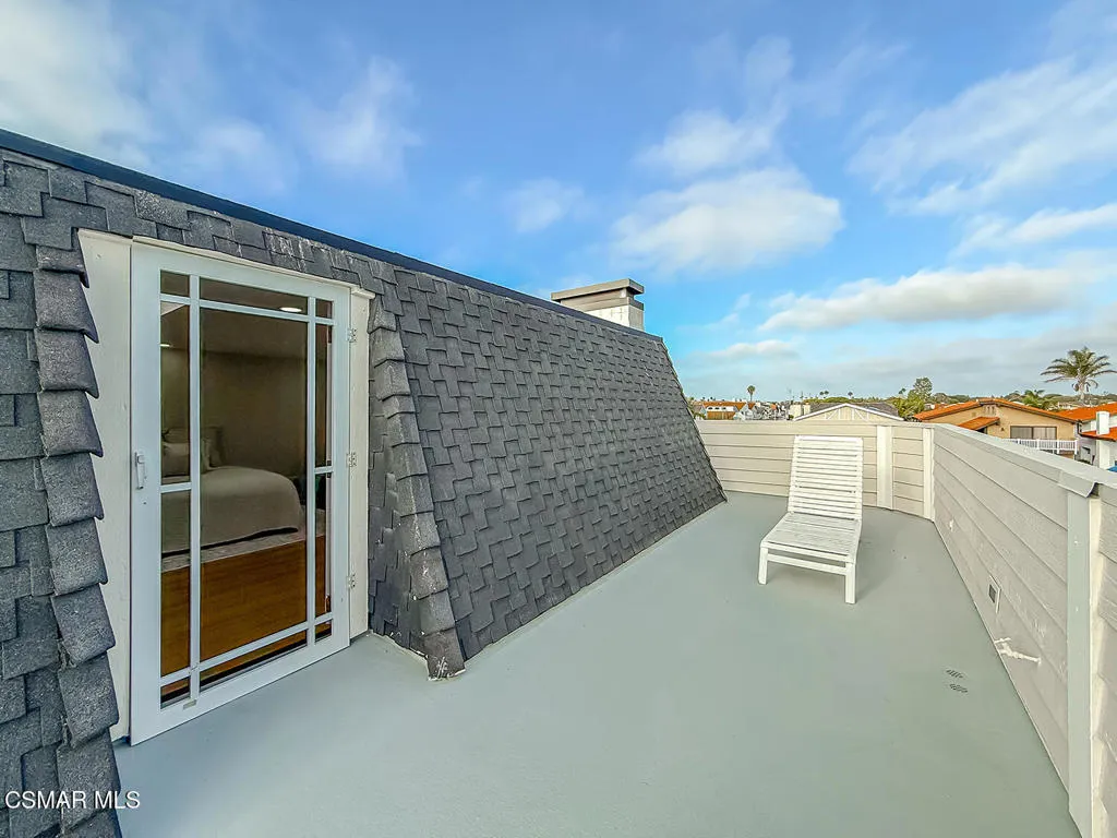 kRooftop Deck1