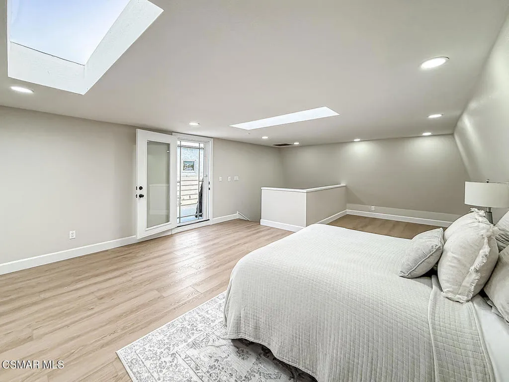 jBedroom35