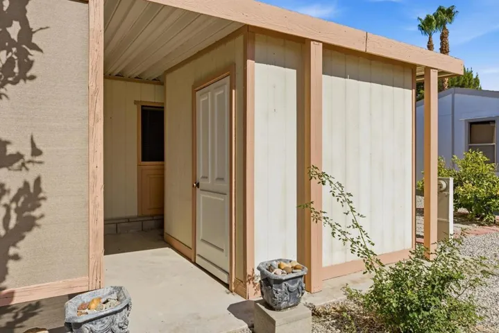 217settles-Shed