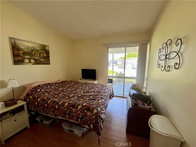 14001 Thunderbird Dr., Seal Beach, California 90740