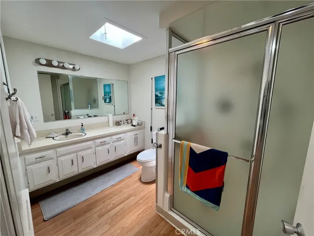 14001 Thunderbird Dr., Seal Beach, California 90740